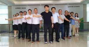 月是中秋明，情满绿洲源